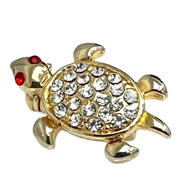 GOLD TONE & PAVE CRYSTAL TURTLE BROOCH - Picture 1 of 14
